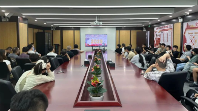 銘記歷史，砥礪前行！健培黨支部組織觀看九三閱兵直播
